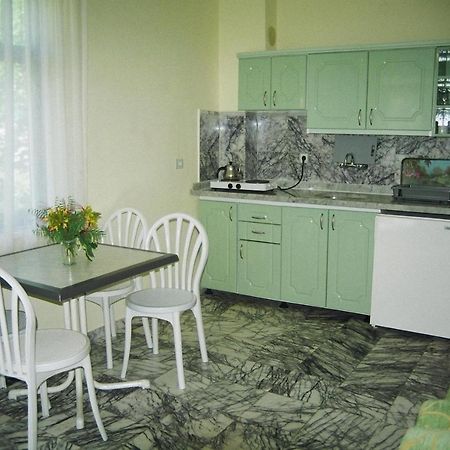 Oezay Apart Otel Мугла Екстериор снимка